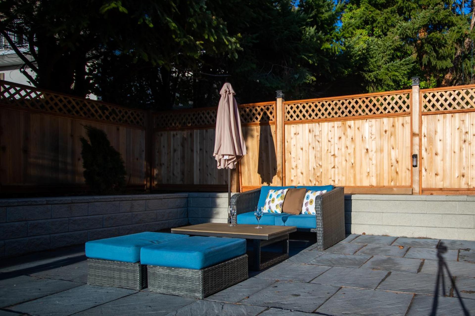 Bright Private Suite Near Departure Bay Beach Нанеймо Екстериор снимка